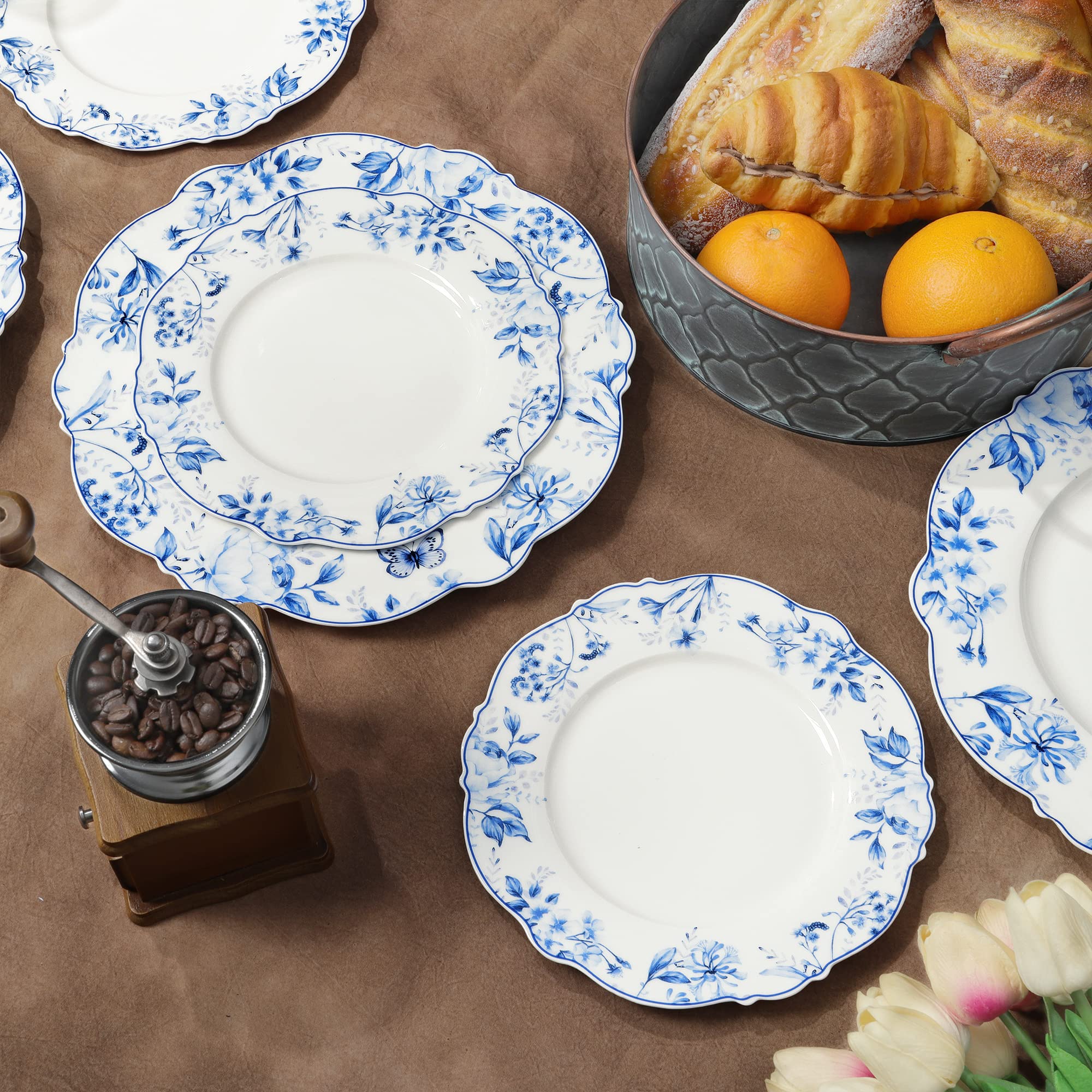 Elegant Light Blue Floral Porcelain Plates Set of 4 - 20.5cm